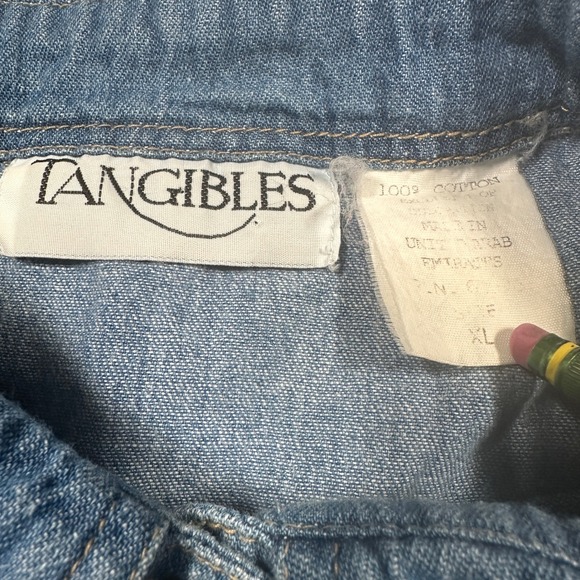 Vintage Tangibles Womens Denim Button Shirt Santa Christmas Embroidered XL - Picture 3 of 7